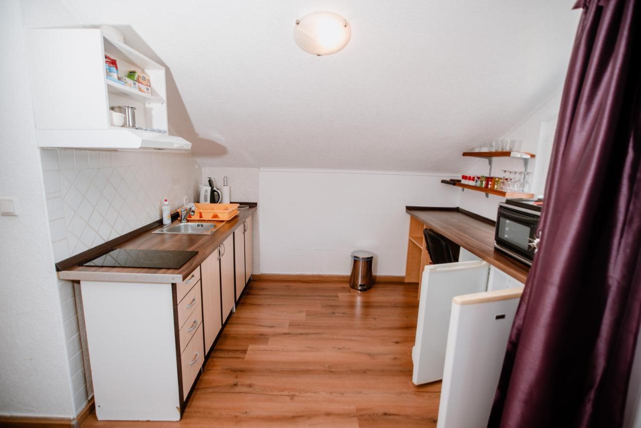 Apartmens Leona Karlobag Exterior foto
