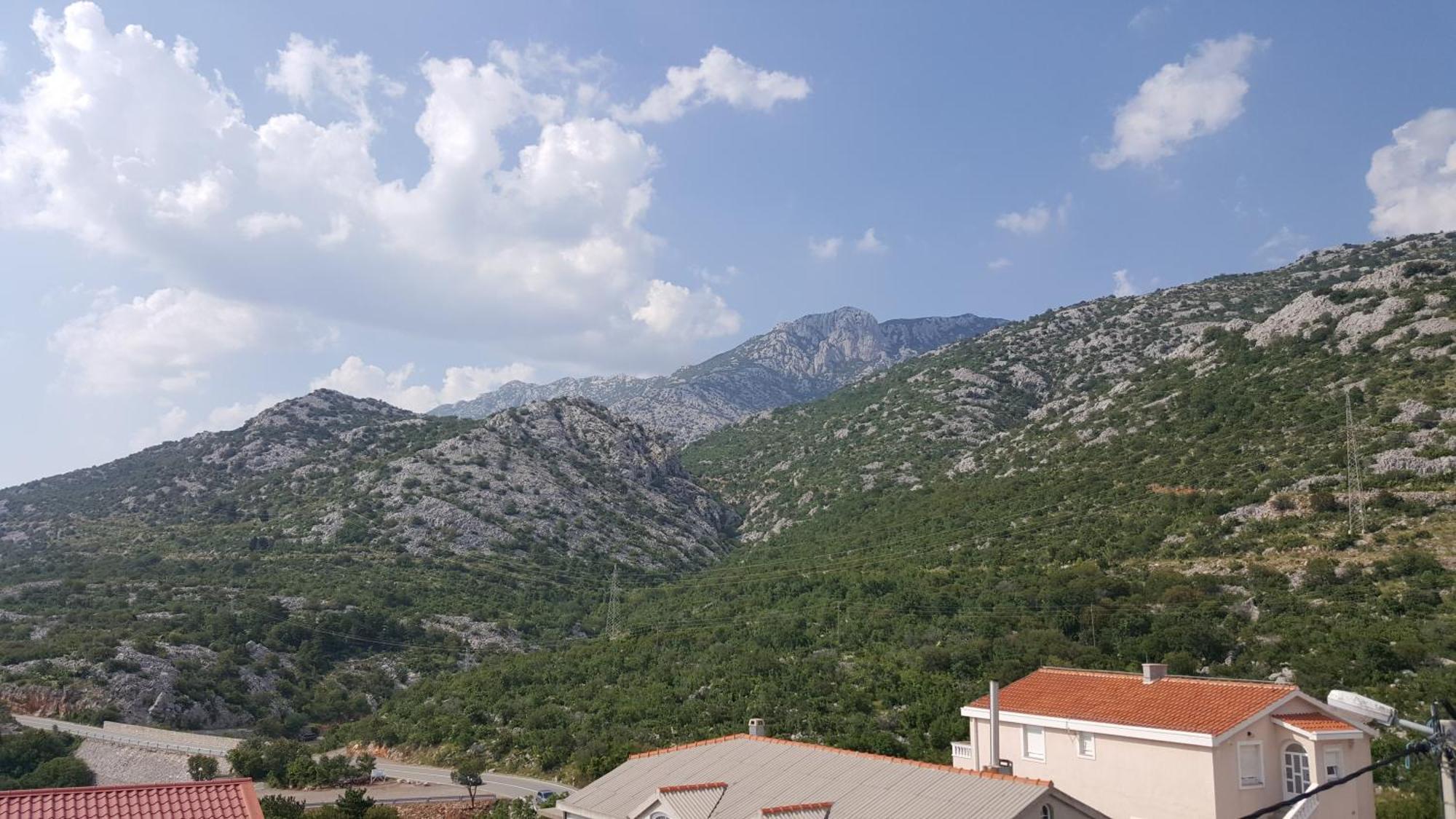 Apartmens Leona Karlobag Quarto foto